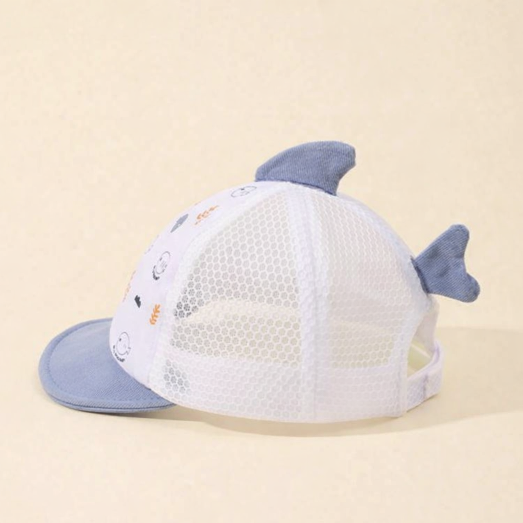 Gorra bebé con diseño de peces