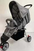 Coche paseador para bebé MaxiBaby tres llantas